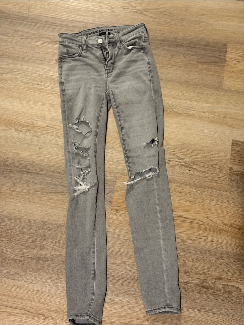 American Eagle Outfitters Gray Distressed High-Rise Skinny Jeans